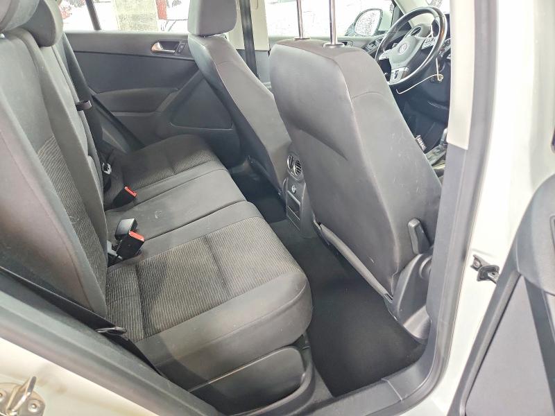 71097886 :رقم المزاد ، WVGBV7AX1FW102052 vin ، 2015 Volkswagen Tiguan مزاد بيع