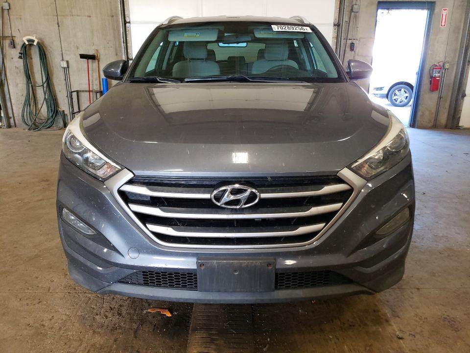Продажа на аукционе авто 2018 Hyundai Tucson, vin: KM8J3CA40JU680972, номер лота: 70289256