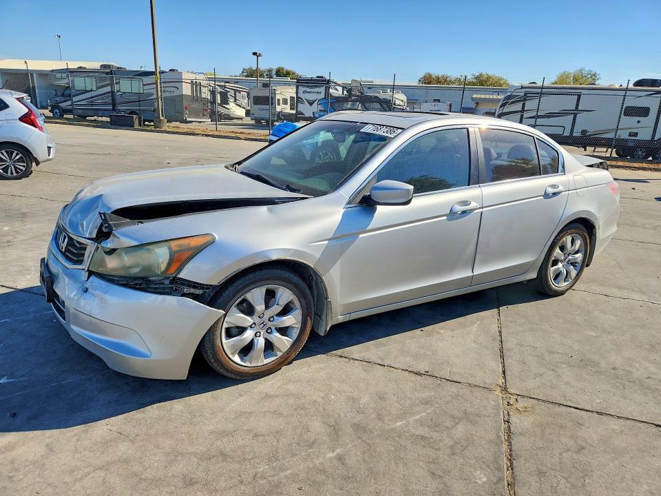 Auction sale of the 2008 Honda Accord, vin: 1HGCP26878A123450, lot number: 71687386