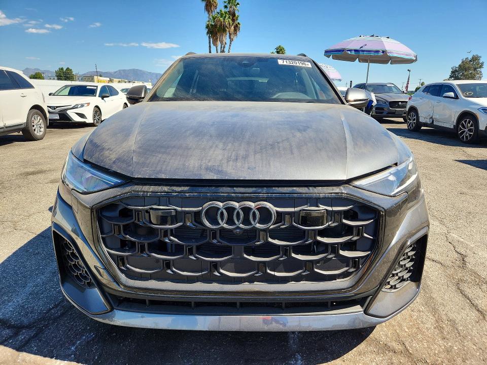 71320196 :رقم المزاد ، WA1EVBF14SD031907 vin ، 2025 Audi Q8 مزاد بيع