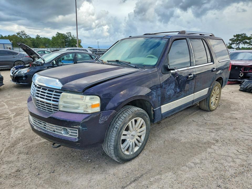 71013076 :رقم المزاد ، 5LMFU27597LJ20070 vin ، 2007 Lincoln Navigator مزاد بيع