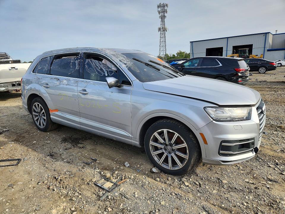 Продажа на аукционе авто 2019 Audi Q7, vin: WA1LAAF70KD000817, номер лота: 72373776