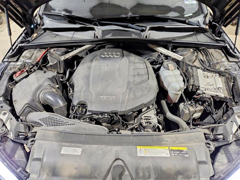 Продаж на аукціоні авто 2019 Audi A4, vin: WAUDNAF4XKA051924, номер лоту: 71848186
