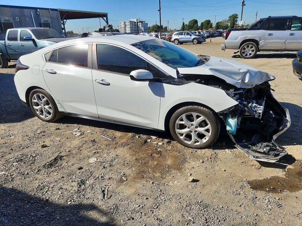 73549256 :رقم المزاد ، 1G1RB6S58JU104817 vin ، 2018 Chevrolet Volt مزاد بيع