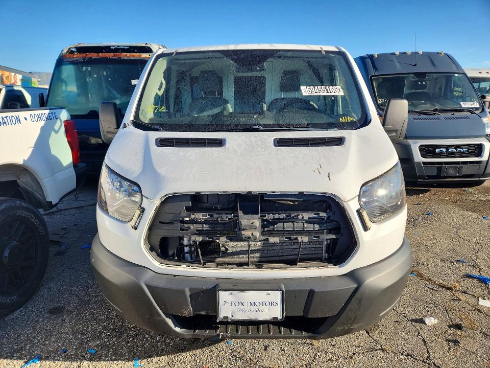 69455166 :رقم المزاد ، 1FTYE1ZMXHKA77474 vin ، 2017 Ford Transit مزاد بيع