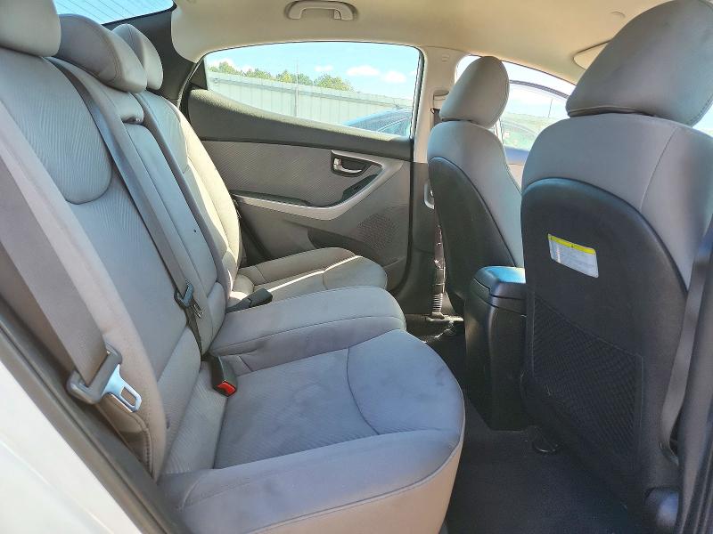2013 Hyundai Elantra მანქანა იყიდება აუქციონზე, vin: 5NPDH4AE0DH453717, აუქციონის ნომერი: 72045566