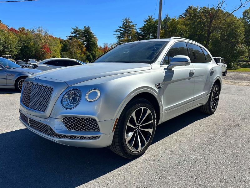 2017 Bentley Bentayga მანქანა იყიდება აუქციონზე, vin: SJAAC2ZV0HC016071, აუქციონის ნომერი: 71785046