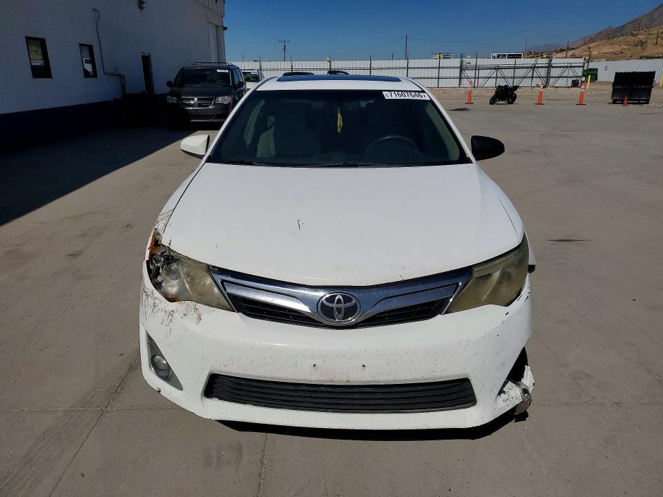 71607646 :رقم المزاد ، 4T1BF1FK4CU514772 vin ، 2012 Toyota Camry مزاد بيع