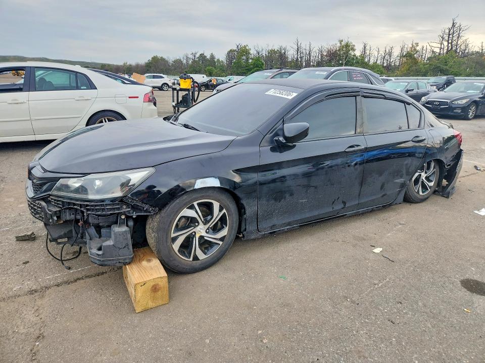 Auction sale of the 2017 Honda Accord, vin: 1HGCR2F35HA291991, lot number: 71258206