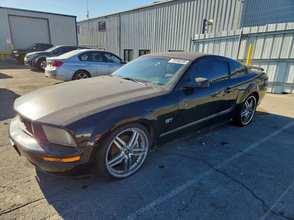 Продажа на аукционе авто 2006 Ford Mustang, vin: 1ZVFT82H265230926, номер лота: 72250226