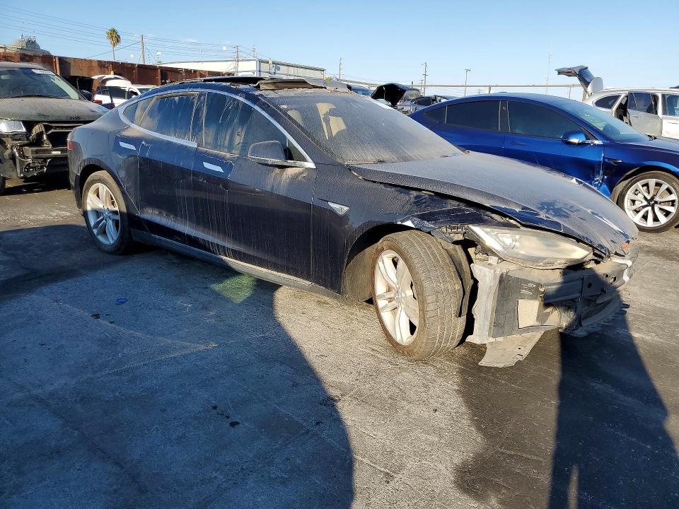 Продаж на аукціоні авто 2014 Tesla Model S, vin: 5YJSA1S12EFP32933, номер лоту: 71622036