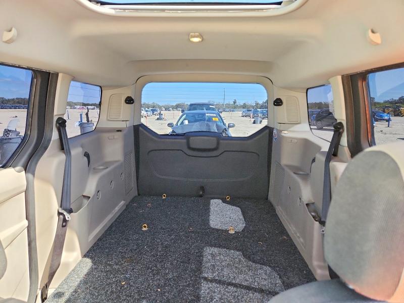 2014 Ford Transit Connect მანქანა იყიდება აუქციონზე, vin: NM0GE9F71E1143725, აუქციონის ნომერი: 71451286