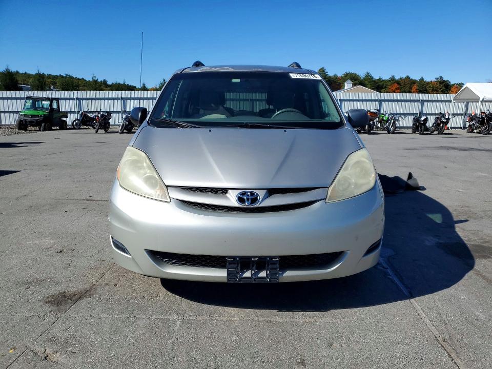 Продажа на аукционе авто 2007 Toyota Sienna, vin: 5TDZK23C97S033945, номер лота: 71900716
