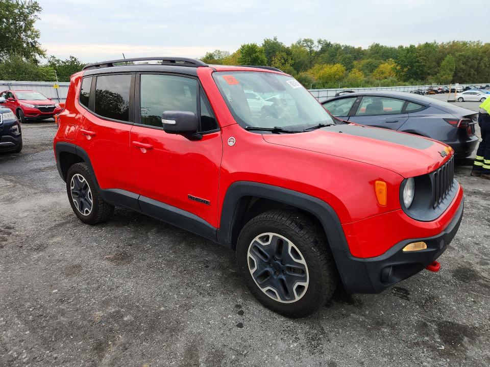 2015 Jeep Renegade მანქანა იყიდება აუქციონზე, vin: ZACCJBCT0FPB65437, აუქციონის ნომერი: 70331296