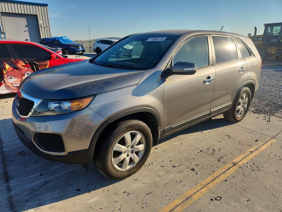 71269176 :رقم المزاد ، 5XYKT3A14DG333021 vin ، 2013 Kia Sorento مزاد بيع