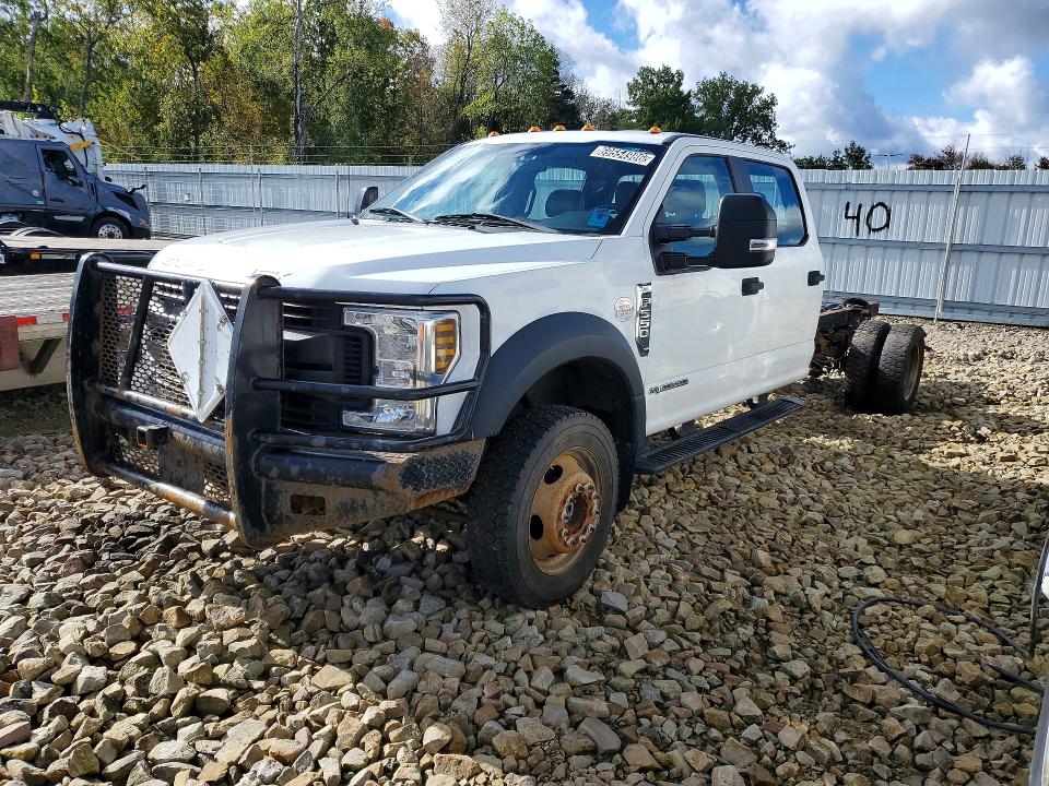 69554986 :رقم المزاد ، 1FD0W5HT0KED53639 vin ، 2019 Ford F550 مزاد بيع