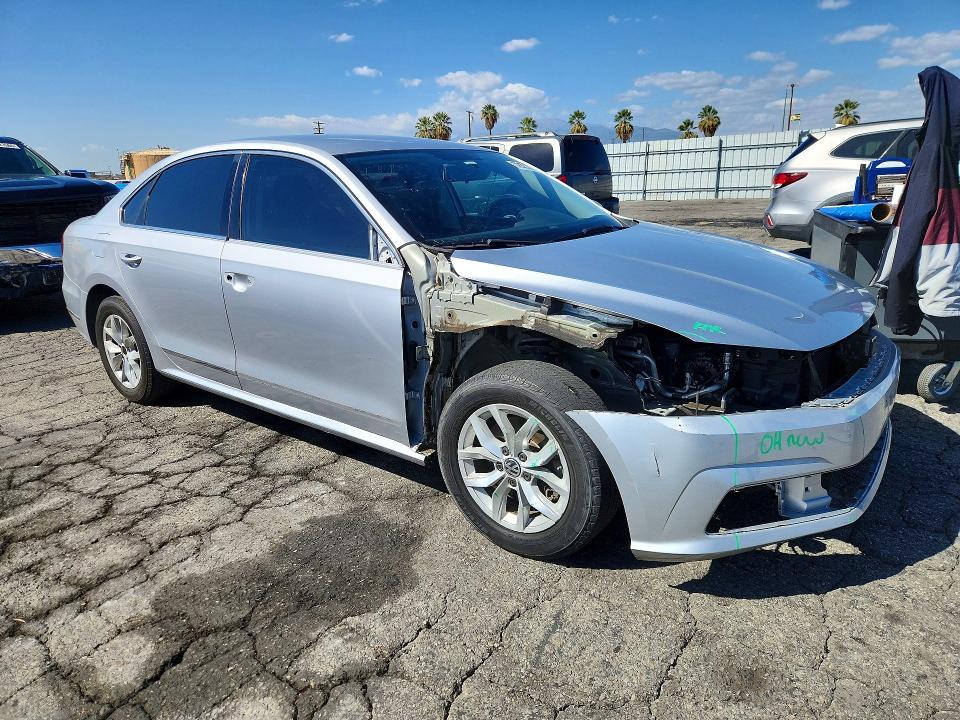 Продаж на аукціоні авто 2017 Volkswagen Passat, vin: 1VWAT7A34HC024659, номер лоту: 72383076