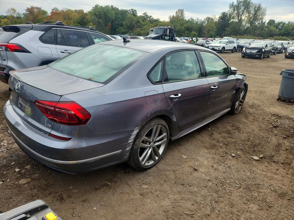 Aukcja sprzedaży 2018 Volkswagen Passat, vin: 1VWAA7A35JC045676, numer aukcji: 70983646