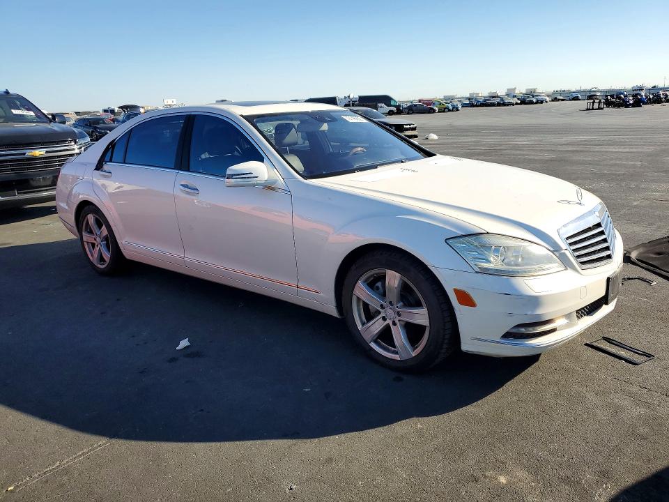 2011 Mercedes-benz S მანქანა იყიდება აუქციონზე, vin: WDDNG7BB7BA389280, აუქციონის ნომერი: 72146906