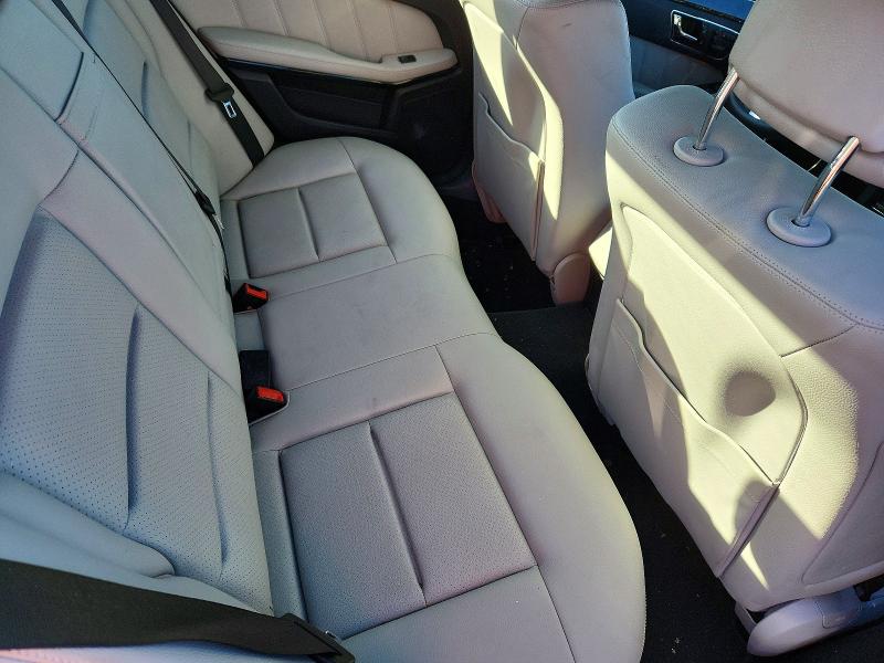 71996656 :رقم المزاد ، WDDHF8HB4BA308412 vin ، 2011 Mercedes-benz E مزاد بيع