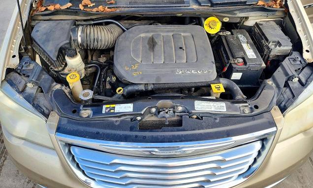 72962386 :رقم المزاد ، 2C4RC1BGXER111697 vin ، 2014 Chrysler Town & Country مزاد بيع