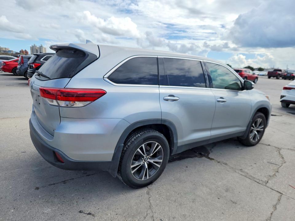 Продаж на аукціоні авто 2019 Toyota Highlander, vin: 5TDZZRFH1KS339462, номер лоту: 70796206