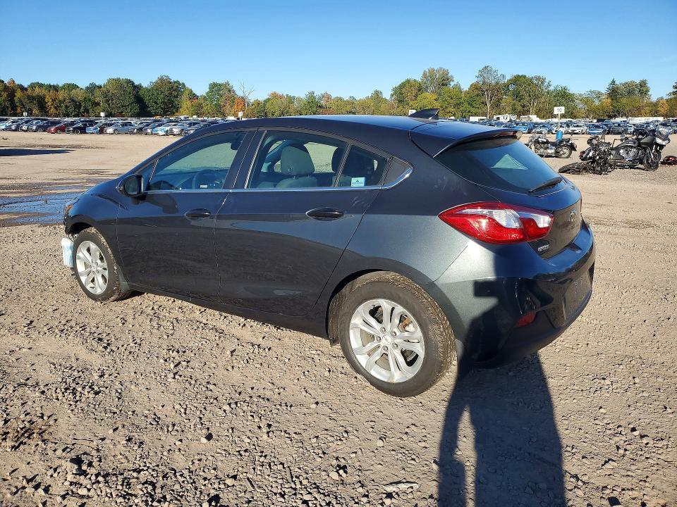 71565016 :رقم المزاد ، 3G1BE6SM4KS581455 vin ، 2019 Chevrolet Cruze مزاد بيع