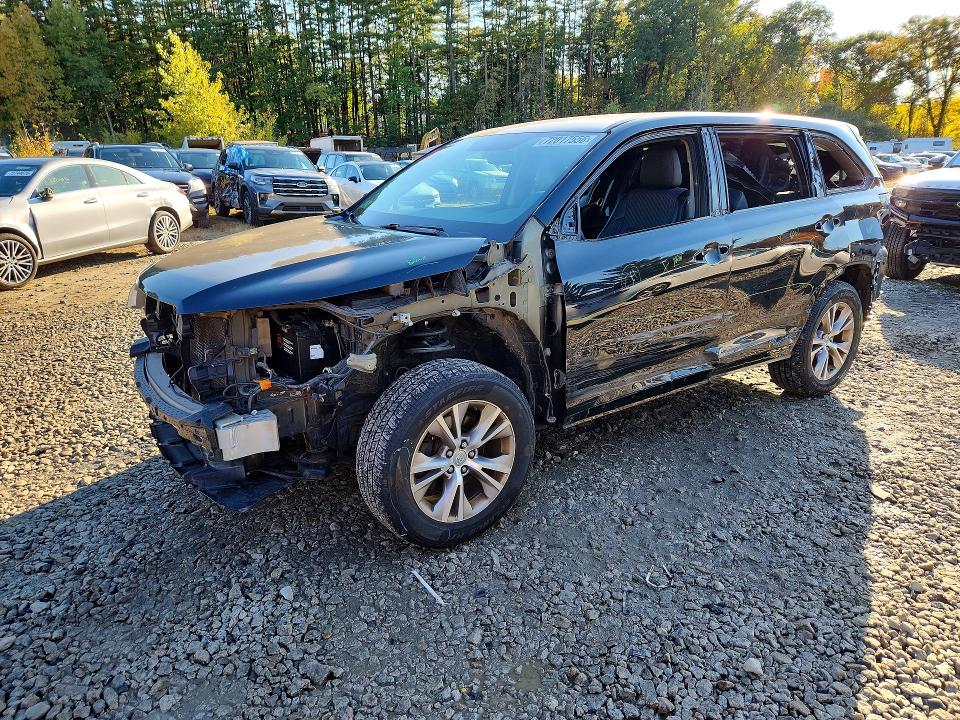 Auction sale of the 2014 Toyota Highlander, vin: 5TDBKRFH3ES039707, lot number: 72017556