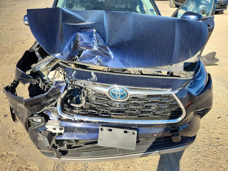 Продажа на аукционе авто 2020 Toyota Highlander, vin: 5TDEBRCH0LS007554, номер лота: 71930416