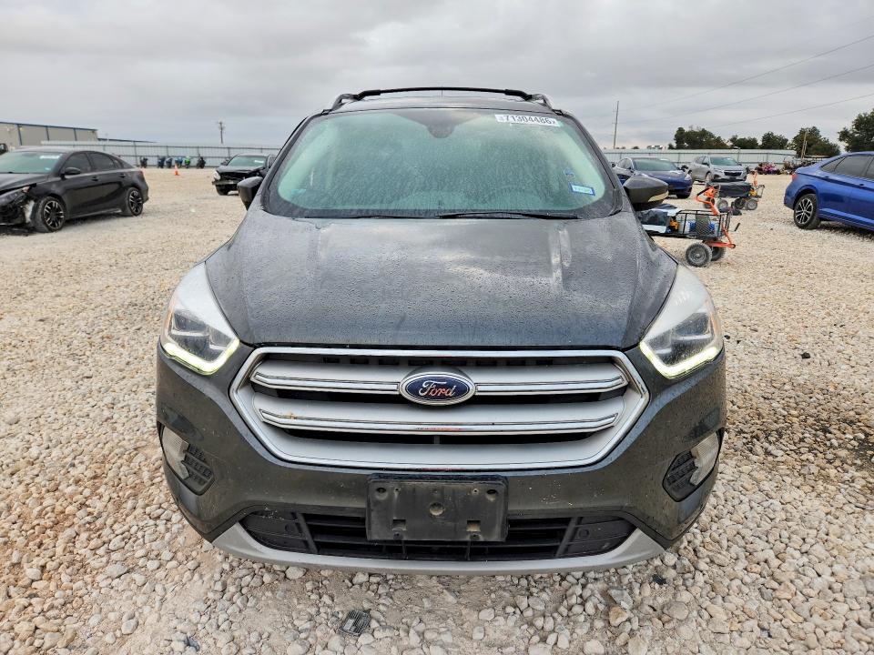 Продажа на аукционе авто 2018 Ford Escape, vin: 1FMCU0J90JUD50202, номер лота: 71304486