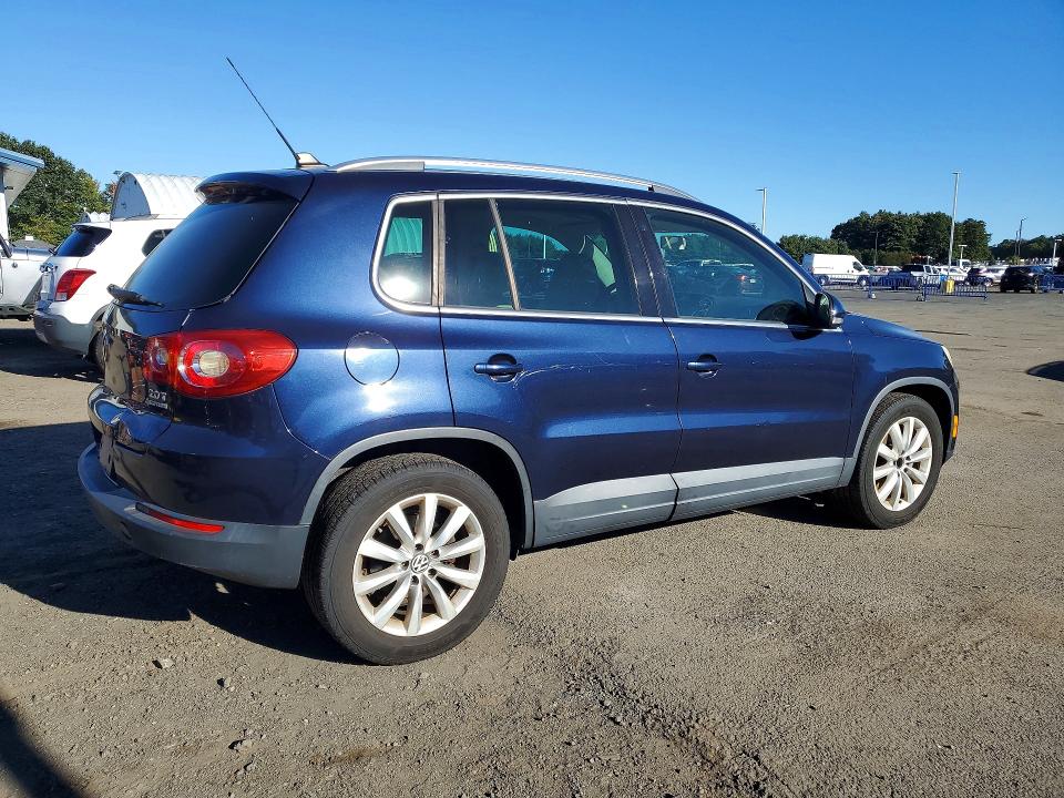 Aukcja sprzedaży 2011 Volkswagen Tiguan, vin: WVGBV7AX8BW527911, numer aukcji: 71938606