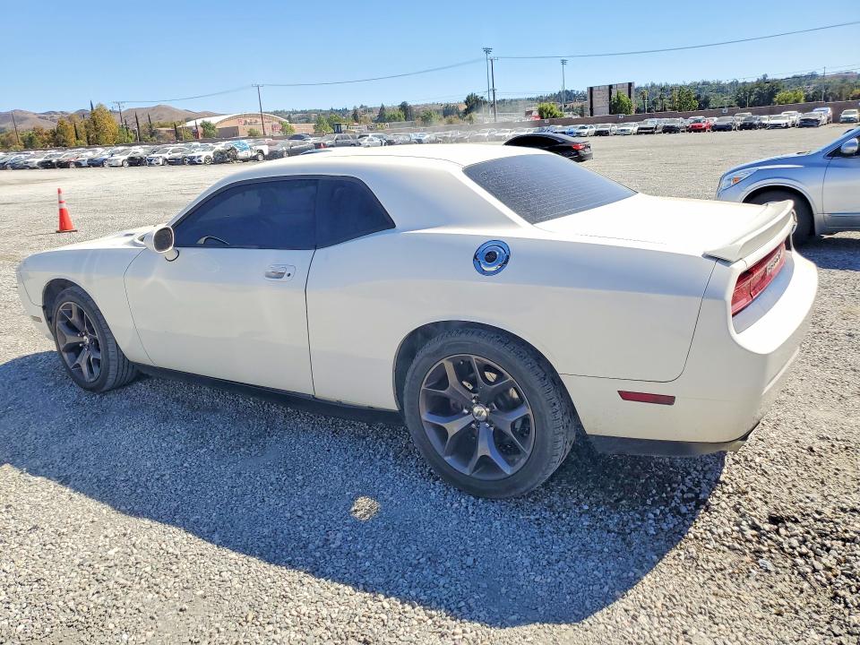 71619186 :رقم المزاد ، 2B3CJ5DT4AH174521 vin ، 2010 Dodge Challenger مزاد بيع