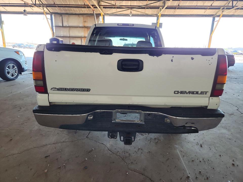 71622316 :رقم المزاد ، 2GCEC19T3Y1113618 vin ، 2000 Chevrolet Silverado مزاد بيع