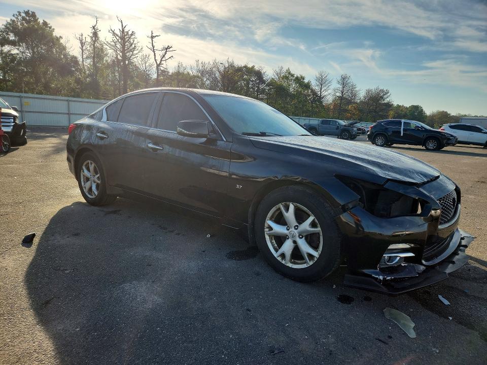 70913236 :رقم المزاد ، JN1BV7AR9FM410588 vin ، 2015 Infiniti Q50 مزاد بيع