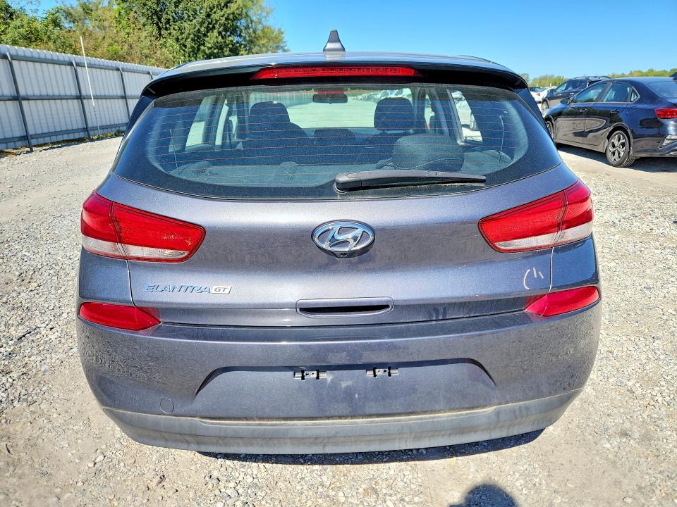 2018 Hyundai Elantra Gt მანქანა იყიდება აუქციონზე, vin: KMHH35LEXJU077351, აუქციონის ნომერი: 71907556