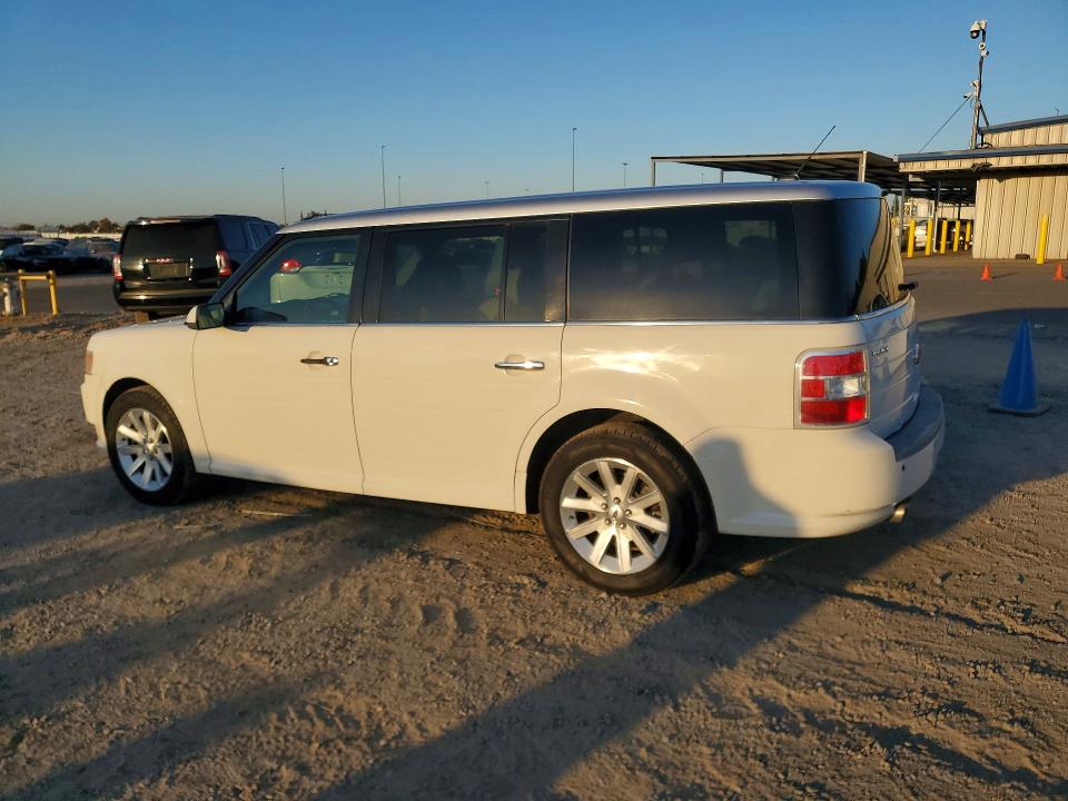 2011 Ford Flex მანქანა იყიდება აუქციონზე, vin: 2FMGK5CC5BBD35179, აუქციონის ნომერი: 71083886
