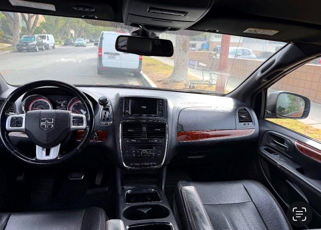 Продажа на аукционе авто 2019 Dodge Grand Caravan, vin: 2C4RDGEG3KR768686, номер лота: 72233986