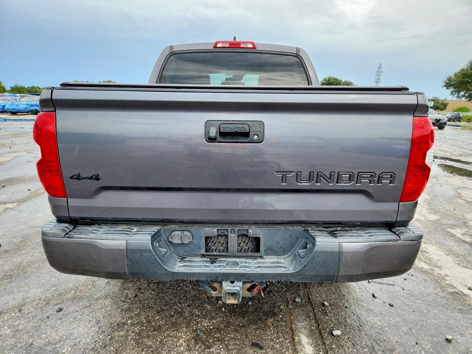 71598366 :رقم المزاد ، 5TFDY5F11MX994856 vin ، 2021 Toyota Tundra مزاد بيع