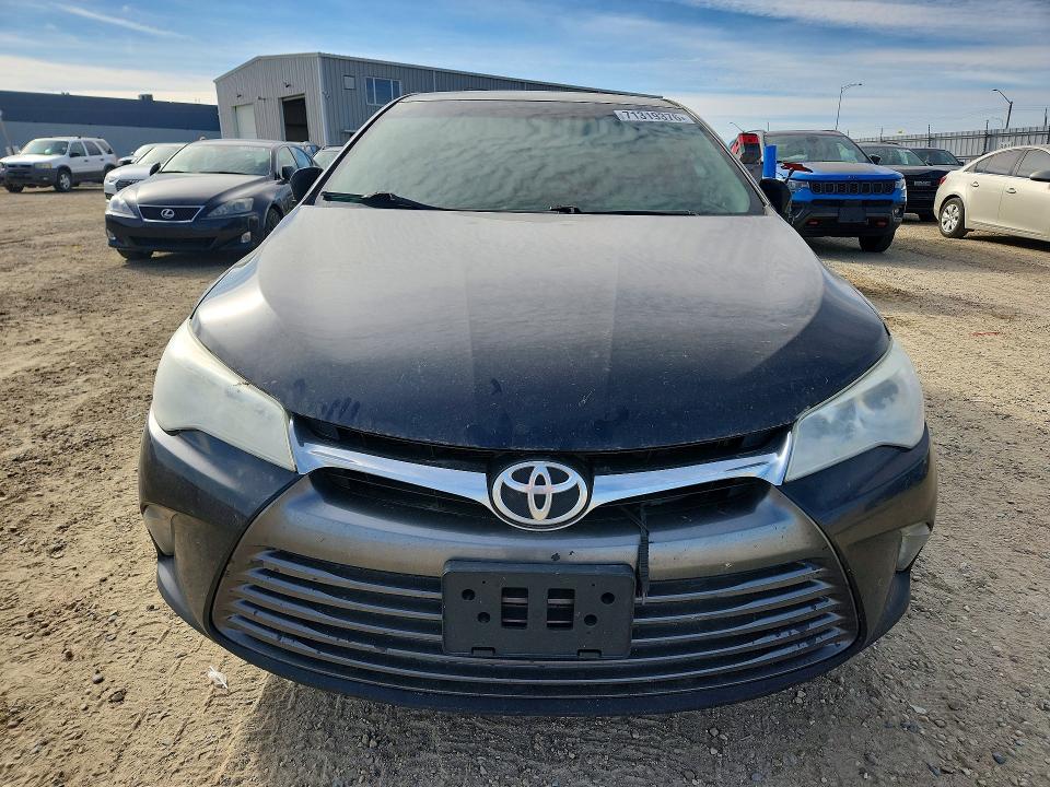 71319376 :رقم المزاد ، 4T1BF1FK3FU008953 vin ، 2015 Toyota Camry مزاد بيع