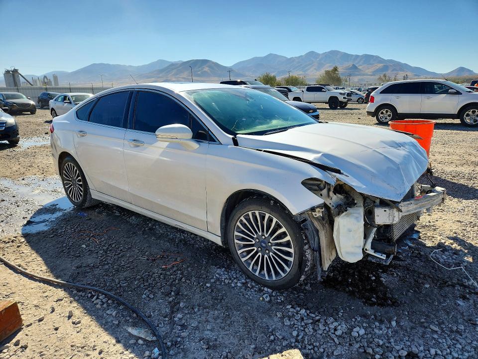 Продаж на аукціоні авто 2017 Ford Fusion, vin: 3FA6P0T96HR242664, номер лоту: 70932426