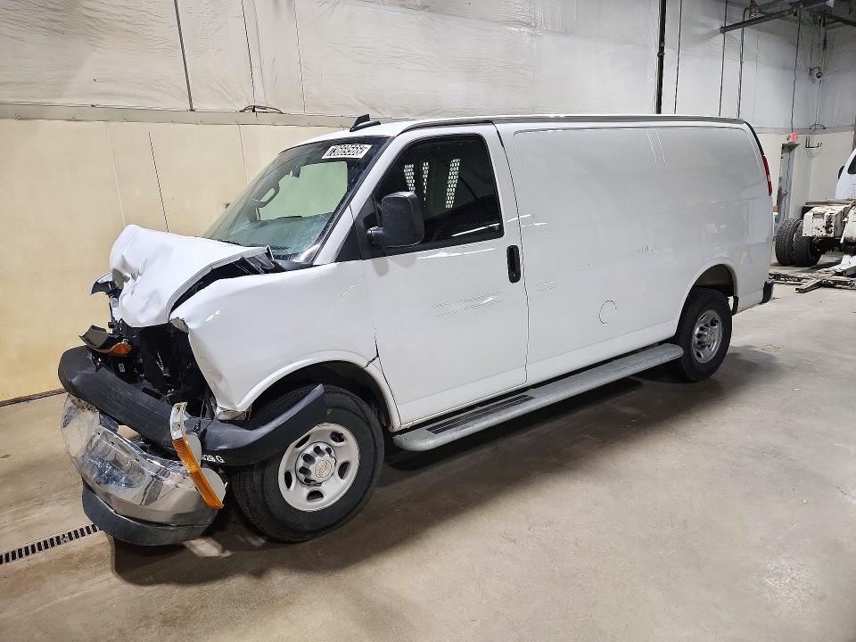 2025 Chevrolet Express G2500 მანქანა იყიდება აუქციონზე, vin: 1GCWGAFP3S1258476, აუქციონის ნომერი: 73669566