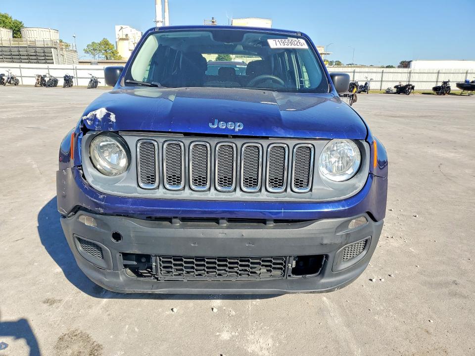 2016 Jeep Renegade მანქანა იყიდება აუქციონზე, vin: ZACCJAAT3GPC95608, აუქციონის ნომერი: 71959026