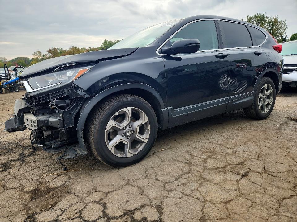 Продажа на аукционе авто 2018 Honda Cr-v, vin: 2HKRW2H88JH631692, номер лота: 71145366