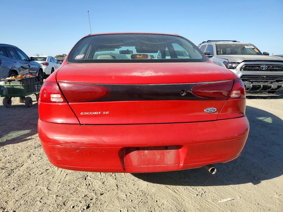 1999 Ford Escort მანქანა იყიდება აუქციონზე, vin: 1FAFP13P8XW270675, აუქციონის ნომერი: 72799396