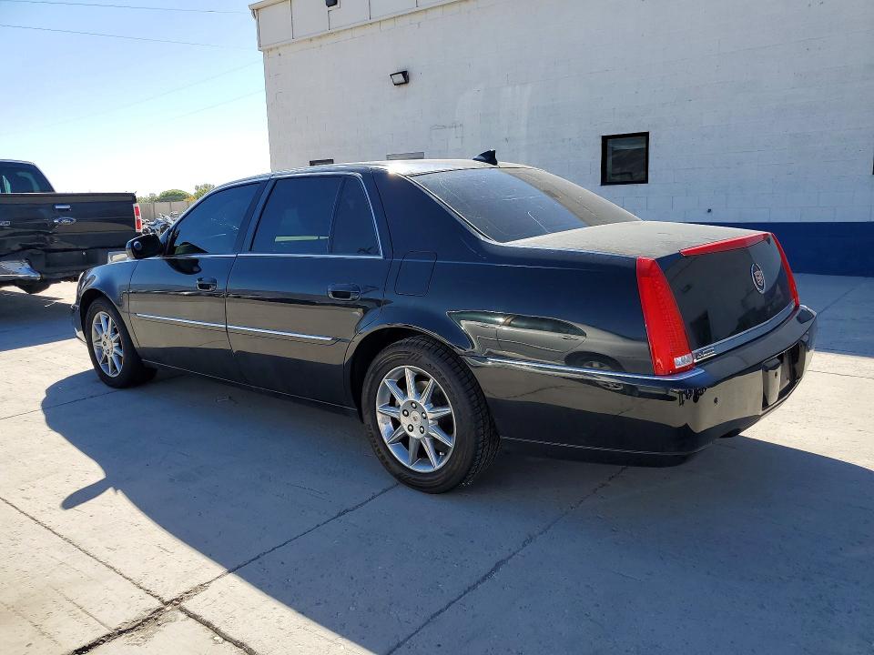 2010 Cadillac Dts მანქანა იყიდება აუქციონზე, vin: 1G6KD5EY9AU131319, აუქციონის ნომერი: 71016526