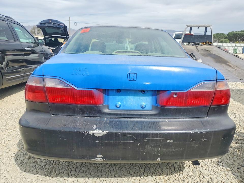 Aukcja sprzedaży 1998 Honda Accord, vin: 1HGCG5642WA011196, numer aukcji: 71283586