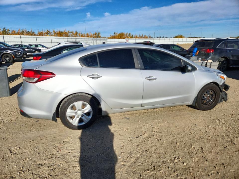 Продажа на аукционе авто 2017 Kia Forte, vin: 3KPFL4A77HE076726, номер лота: 71847496