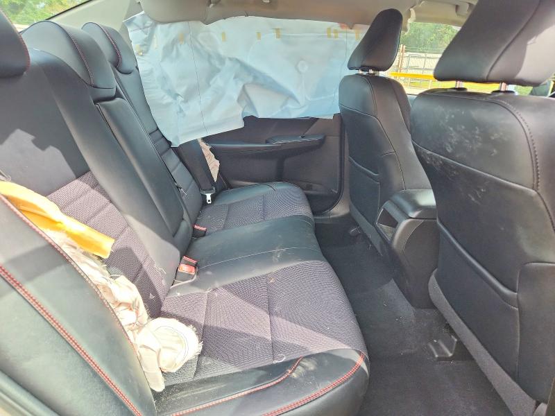 71426936 :رقم المزاد ، 4T1BF1FK4HU771809 vin ، 2017 Toyota Camry مزاد بيع