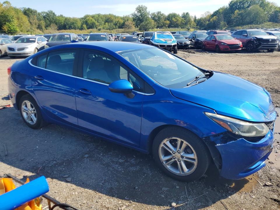 71232106 :رقم المزاد ، 1G1BE5SM3G7322102 vin ، 2016 Chevrolet Cruze مزاد بيع