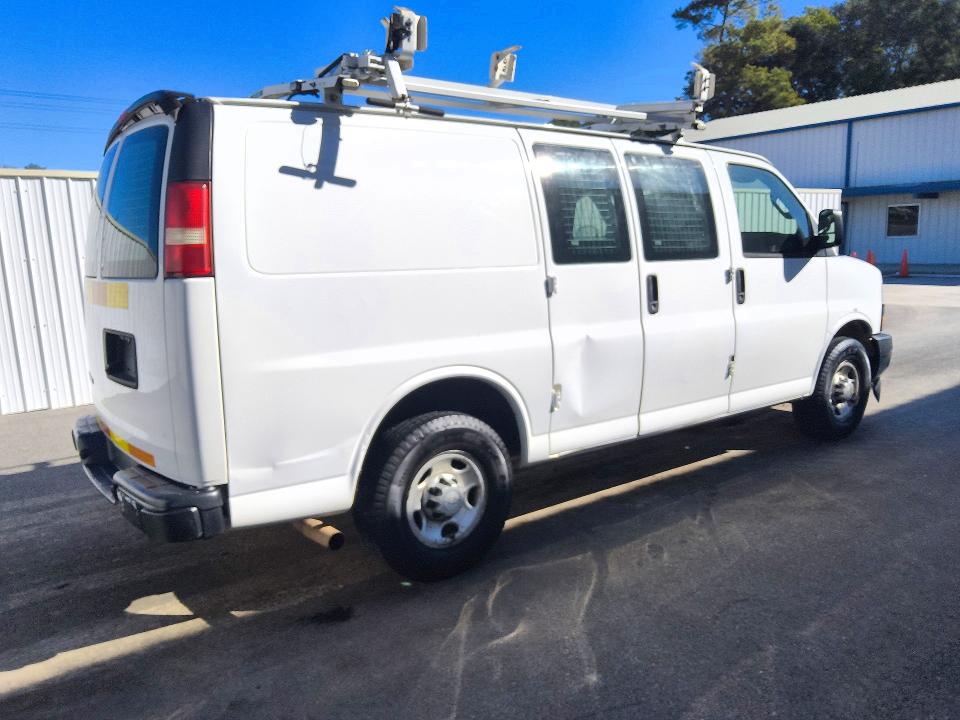 70786916 :رقم المزاد ، 1GCWGAFP4J1189375 vin ، 2018 Chevrolet Express G2500 مزاد بيع